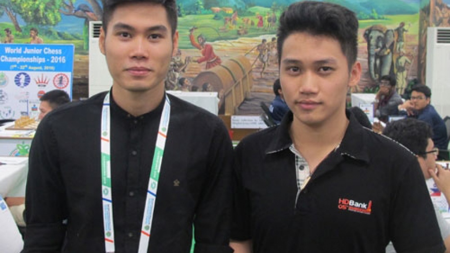 Vietnam chess prodigy earns draw with UK Grandmaster