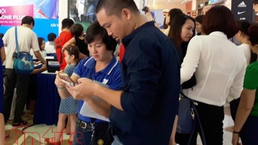Hanoi to change mobile phone operator codes from September 15