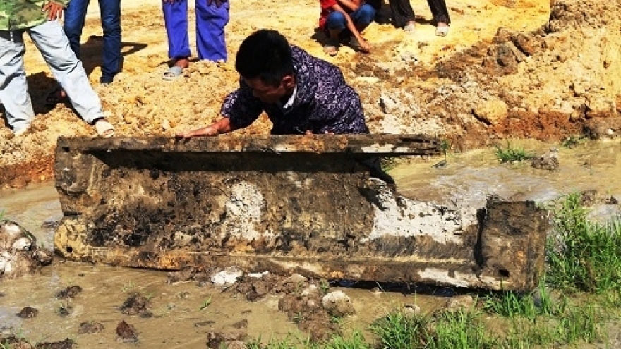 Ancient tomb unearthed in Ha Tinh