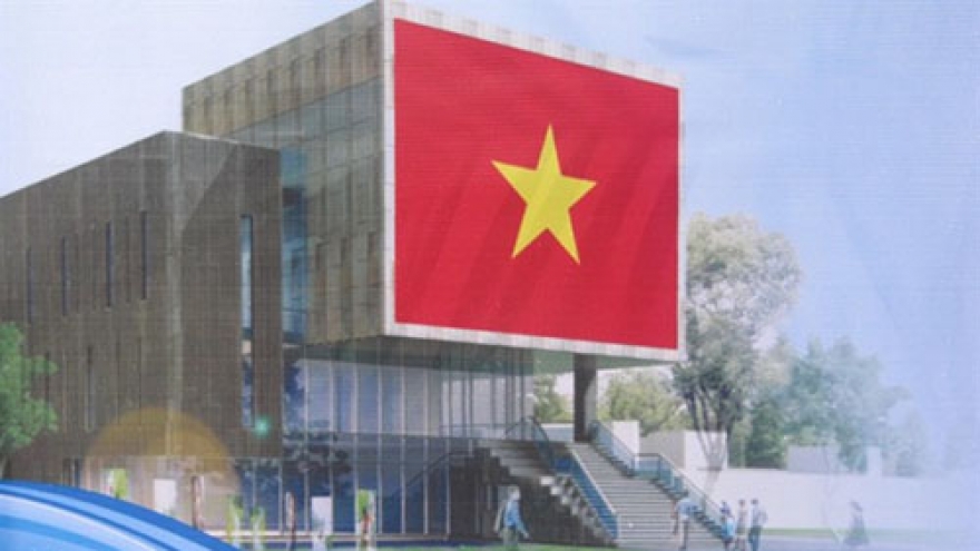 Old documents said to back Vietnam isle claims