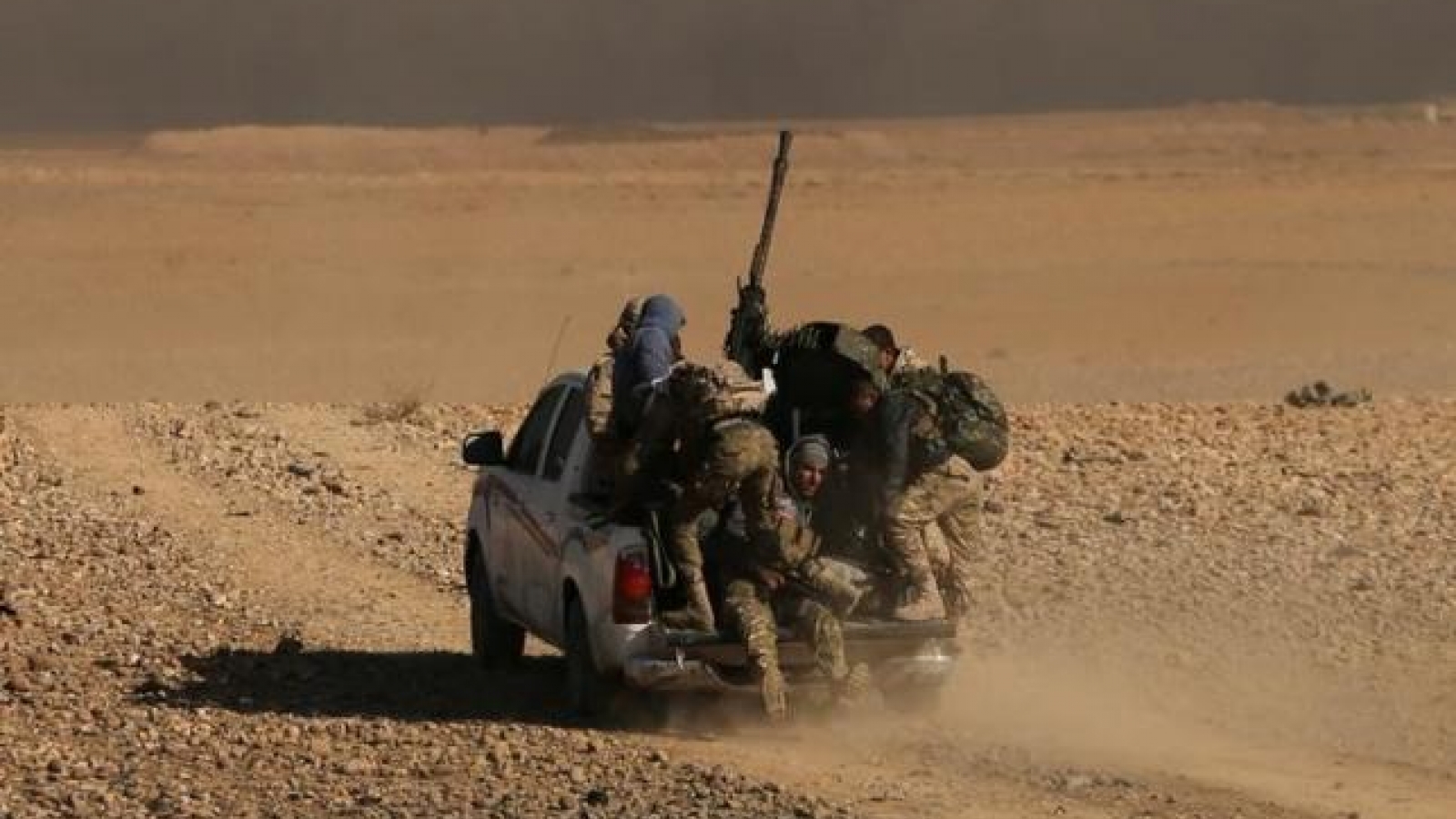 Iraqi troops pull out from Mosul hospital after fierce battle