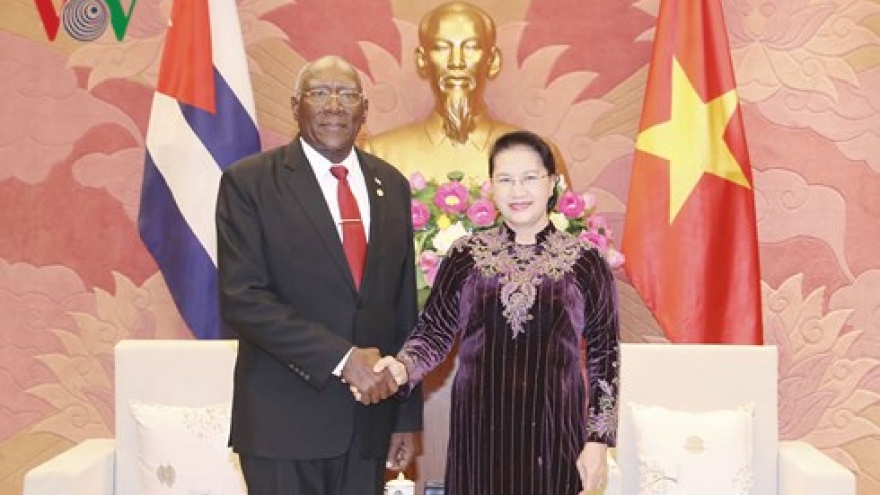 Vietnam’s top legislator meets with Vice President of Cuba