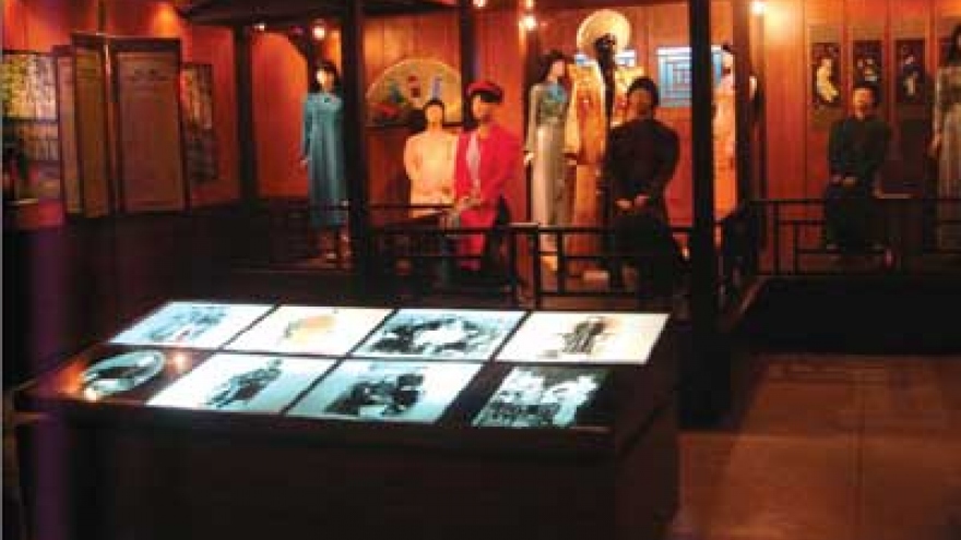 Seminar discusses museum visitors needs and wants