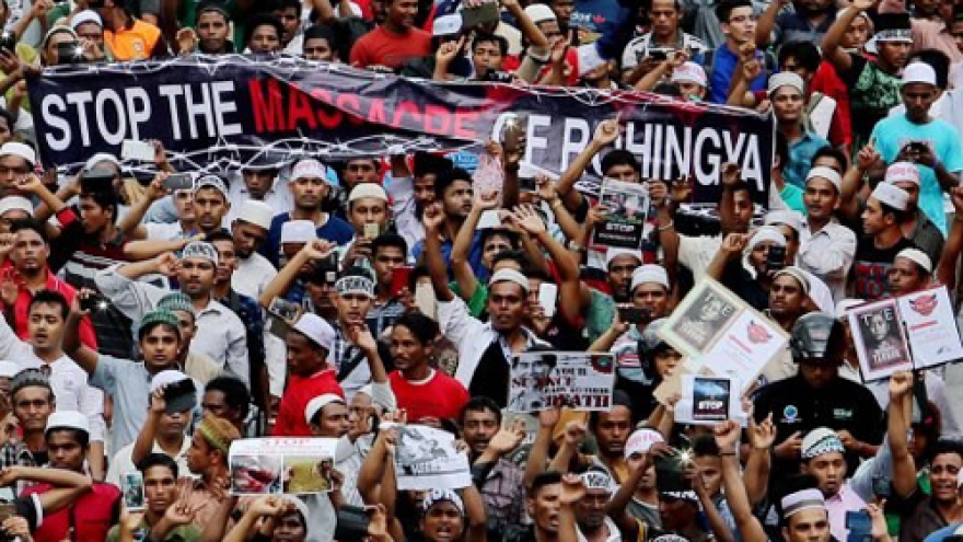 Myanmar suspends sending workers to Malaysia