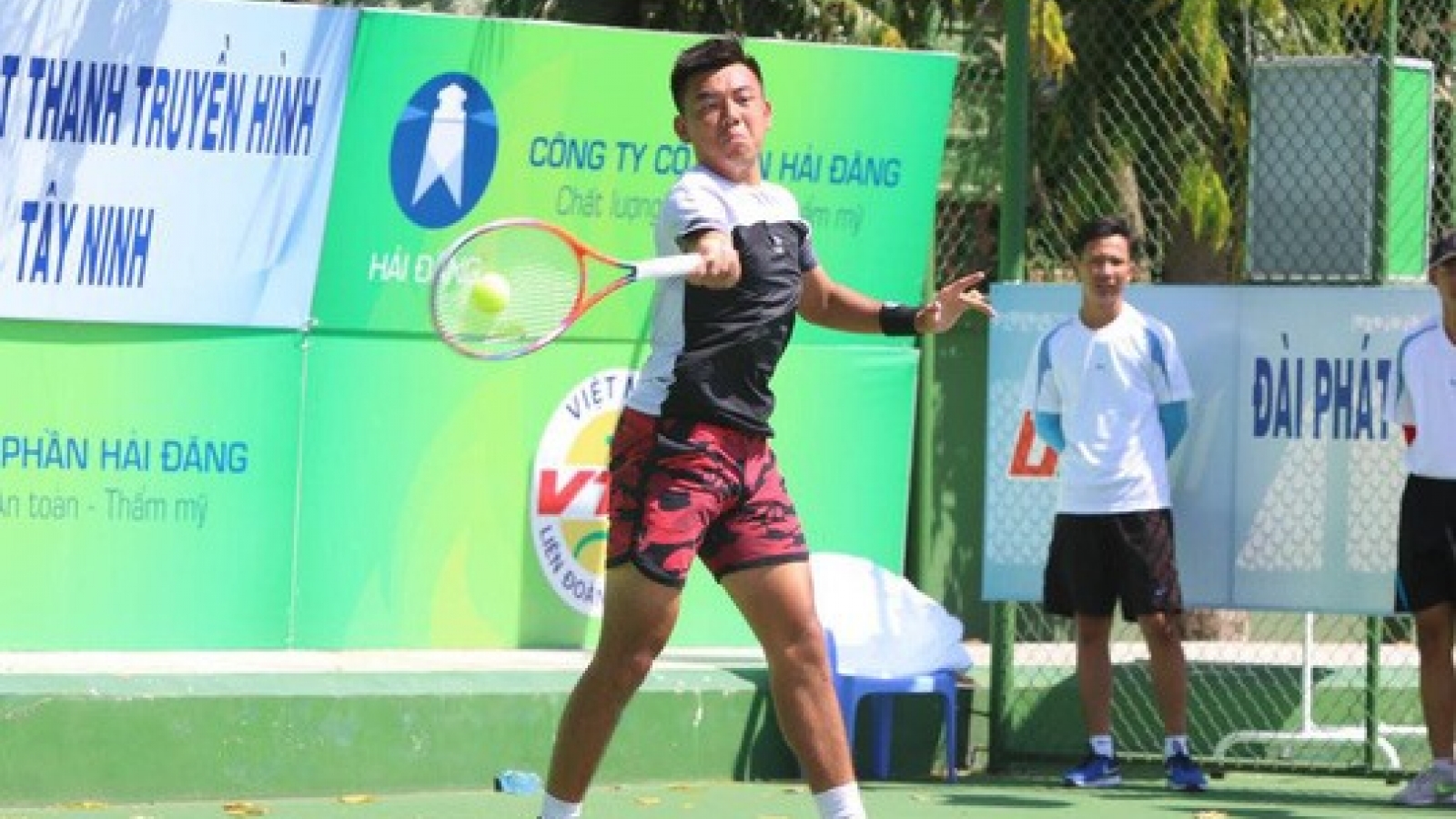 Nam reaches singles quarterfinals of the VN F5 Futures