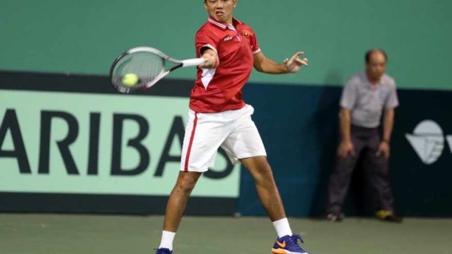 Nam wins first tennis match in China