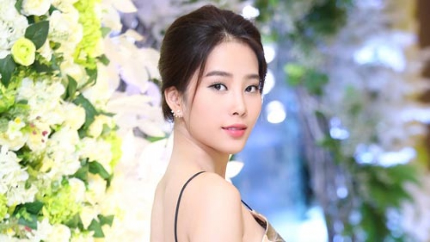 Nam Em looks radiant at HCM City event