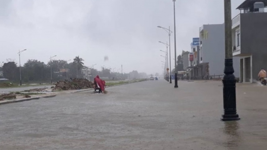 One missing amid heavy rain in Quang Nam