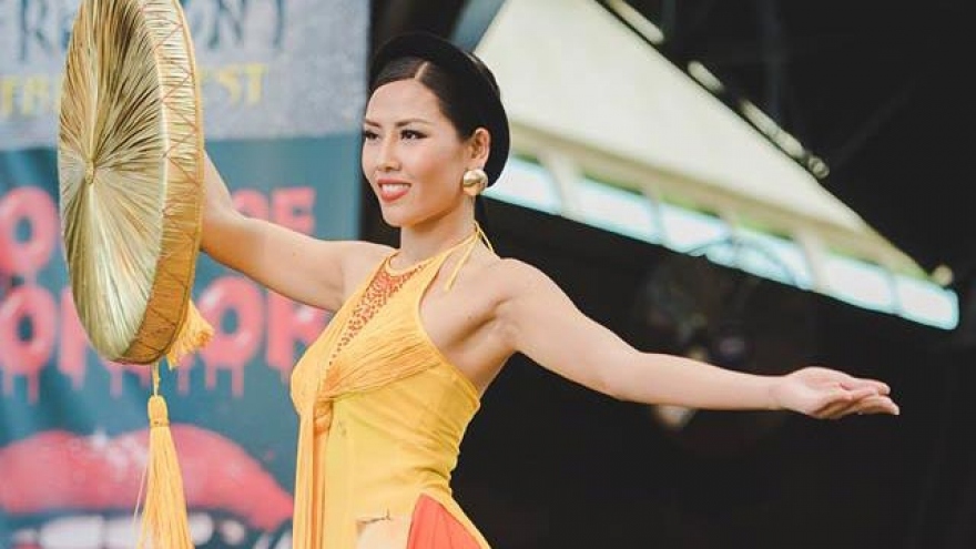 Thi Loan takes 3rd at national costume competition