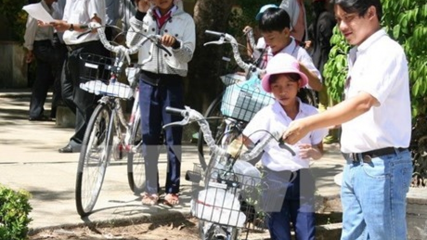 Scholarships to disadvantaged students as new school year starts