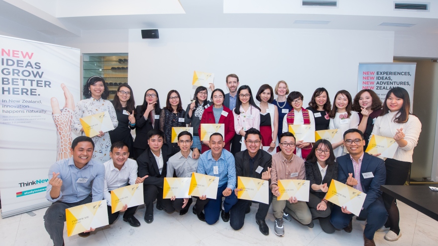 28 Vietnamese scholars heading to New Zealand to study in 2018