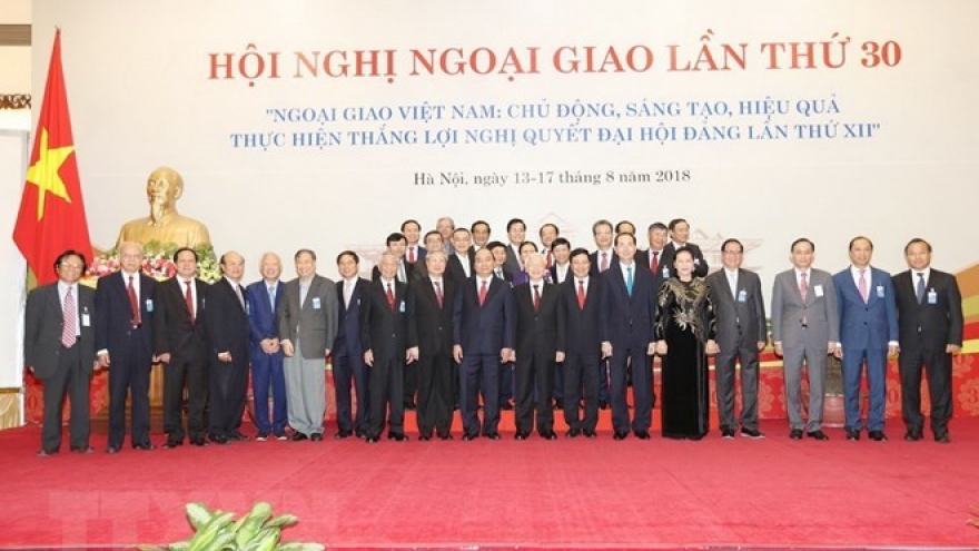 Vietnam needs to promote three diplomatic pillars 