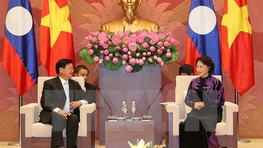 Top legislator meets with Lao Prime Minister