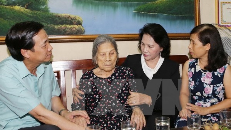 NA Chairwoman pays tribute to fallen soldiers