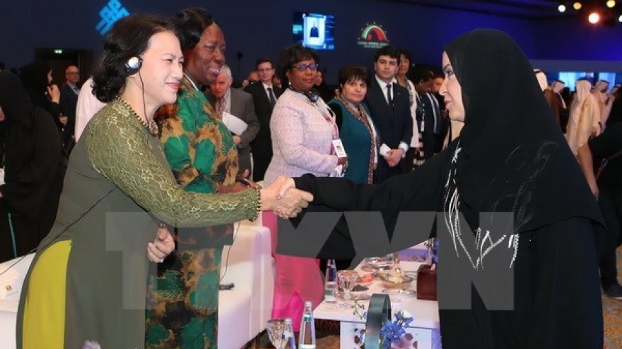 Top legislator ends UAE trip for female parliament speakers summit