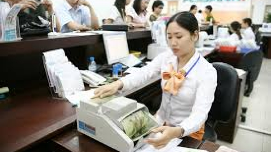 SBV asked to keep lending limits
