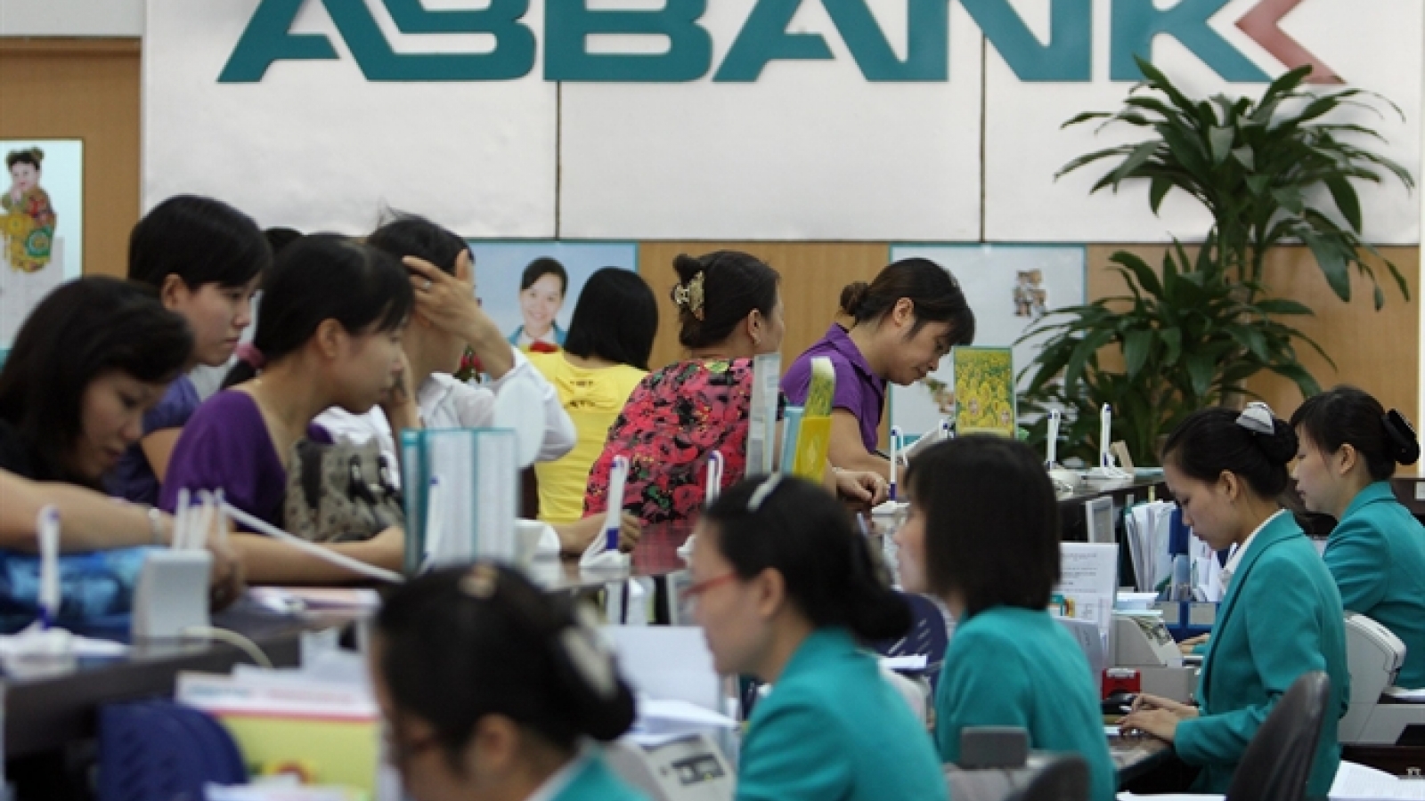SBV encourages M&As to restructure banks