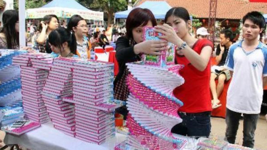 
        First Book Day to be observed in Vietnam
                              