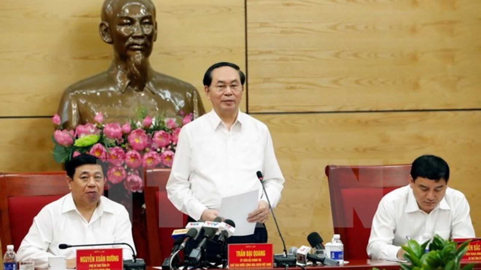 Nghe An should develop hi-tech agriculture: President