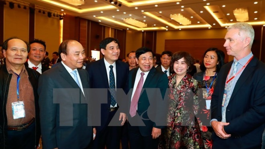 PM asks investors to devise long-term strategies in Nghe An