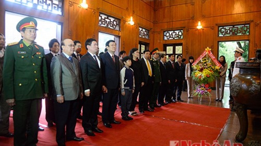 Nghe An urged to soon bring 12th Party Congress Resolution into realit