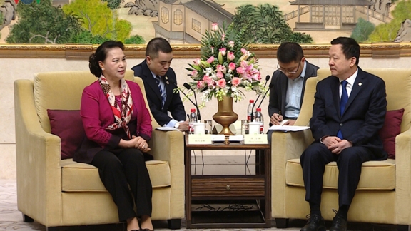 Vietnam desires stronger cooperation with Chinese localities