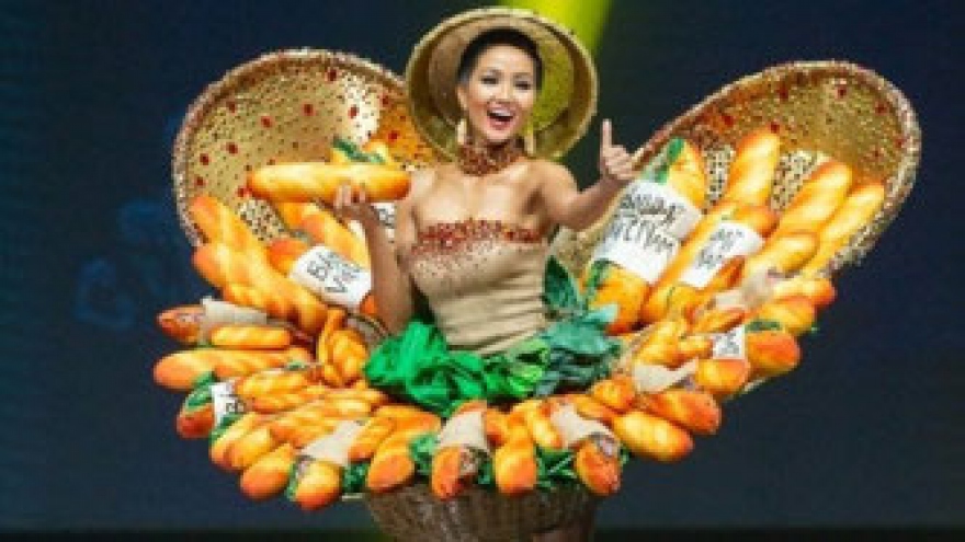 H'Hen Nie’s outfit ranks 7th among Missosology’s Best National Costumes