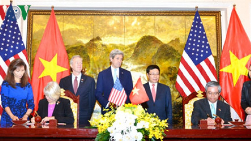 US Secretary of State holds talks with Deputy PM