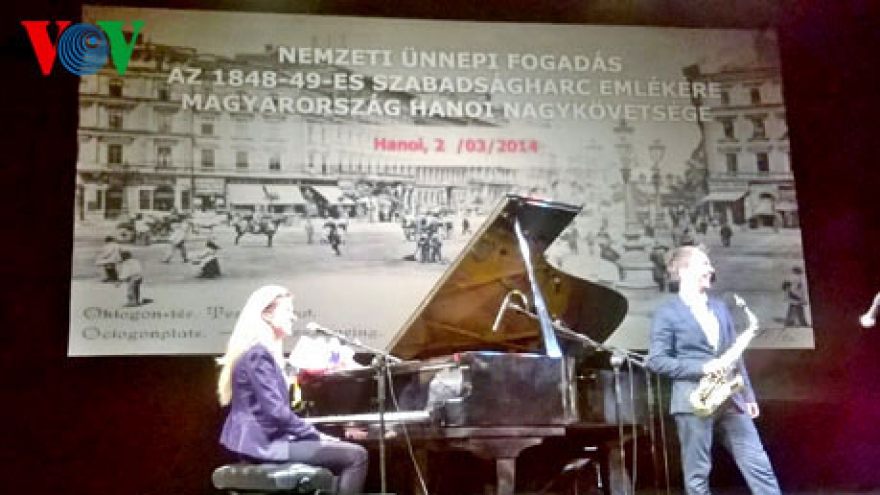 Hungarian jazz artists enthrall Hanoi audience