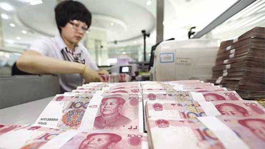China yuan cut, rekindles fear of currency war 