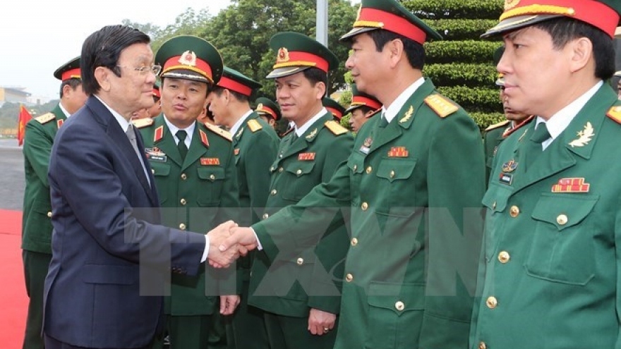 President meets Army Corps 1