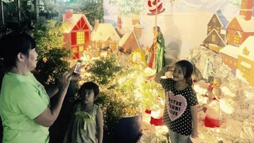 Dance, music shows usher in HCM City festive season