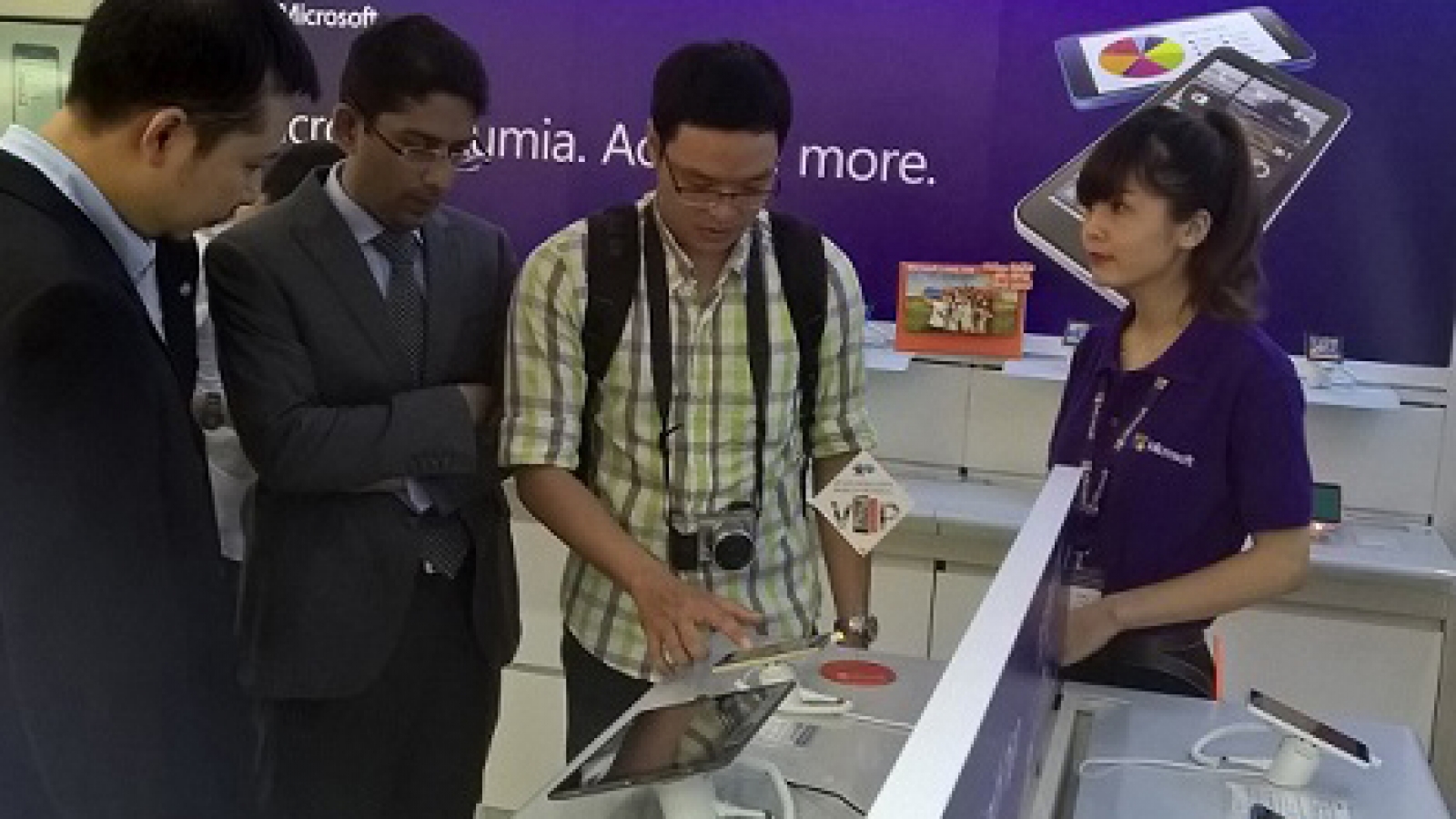 Microsoft Store makes its debut in Vietnam