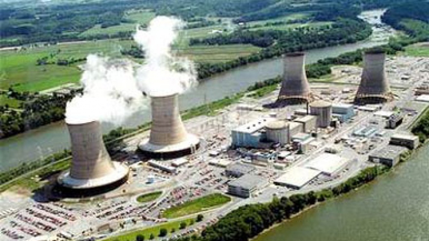 
        Expert: nuclear power helps Vietnam ensure energy security
                              