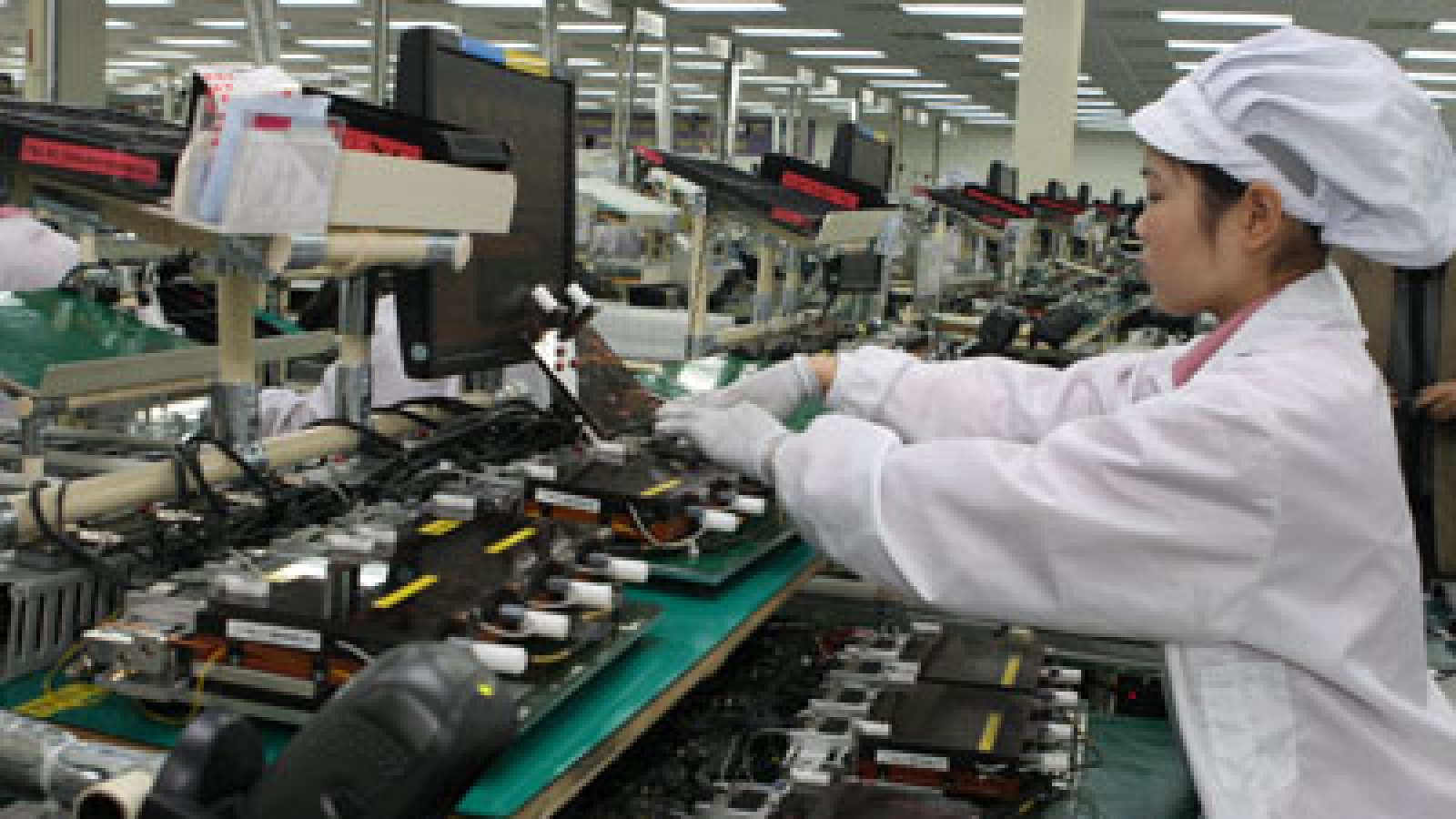 German newspaper hails investment environment in Vietnam