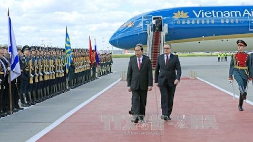 President Quang embarks on official visit to Russia