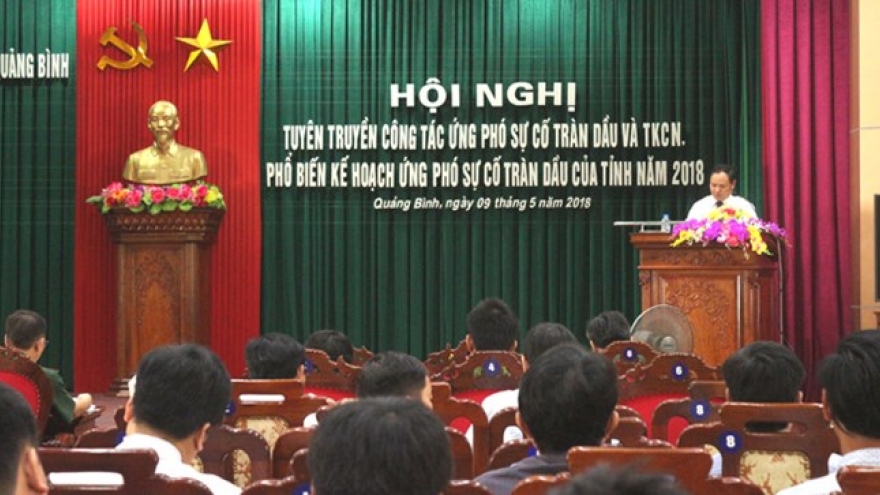 Training course on oil spill response held in Quang Binh province