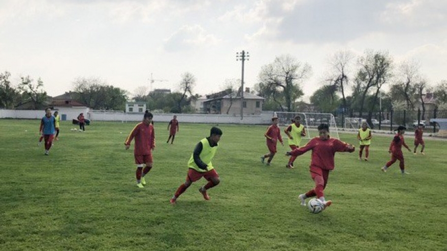 Women’s team secure first win in Olympics qualifiers