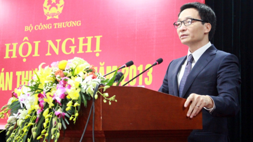 Deputy PM attends Vietnam Corporate Sustainability Forum 2015