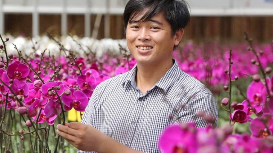 Vietnamese orchid farmer thrives on arid land
