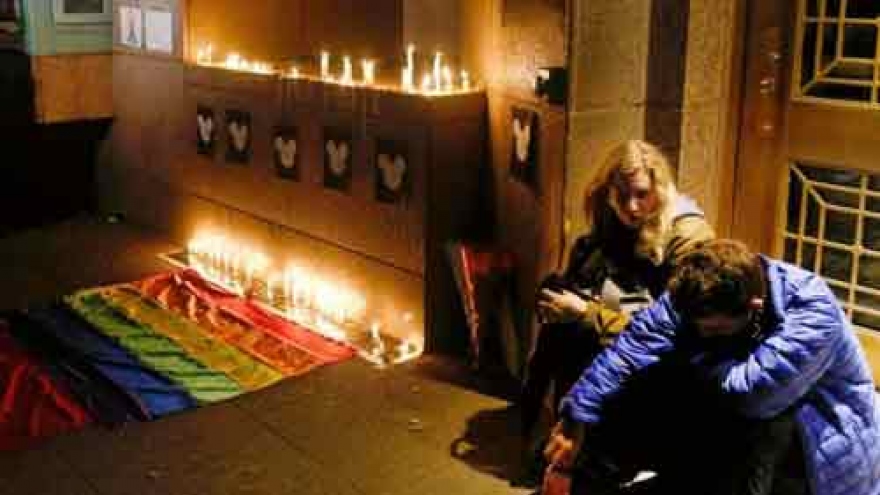Gunman massacres 50 at Orlando gay club in worst US mass shooting