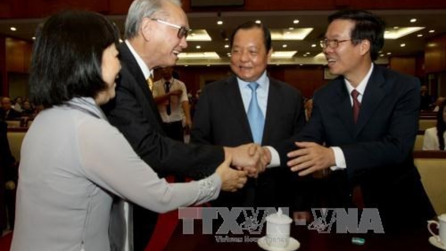 HCM City welcomes overseas Vietnamese on Lunar New Year 2016