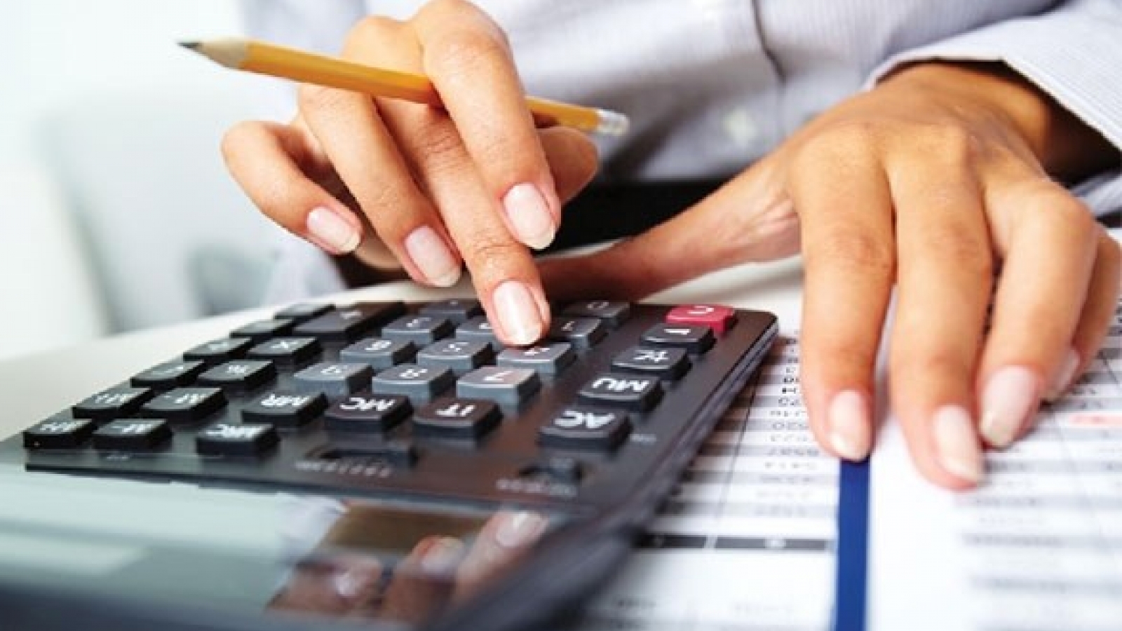 Scrapping foreign ownership cap boosts stock prices