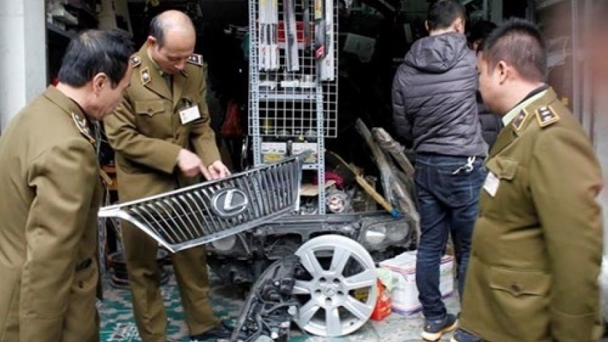 Stolen auto parts market thrives despite infamy