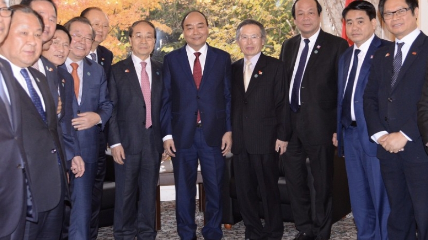 PM Phuc meets with RoK-Vietnam Friendship Association President