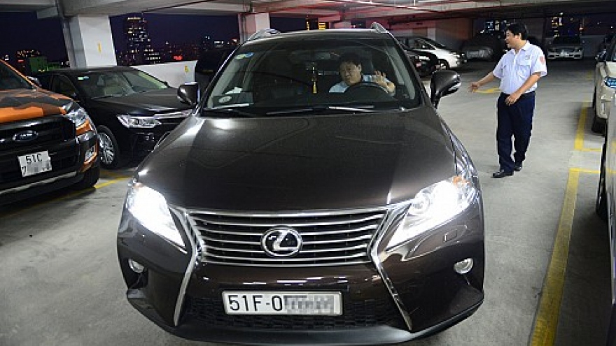 Hanoi, Ho Chi Minh City in dire need of parking spaces
