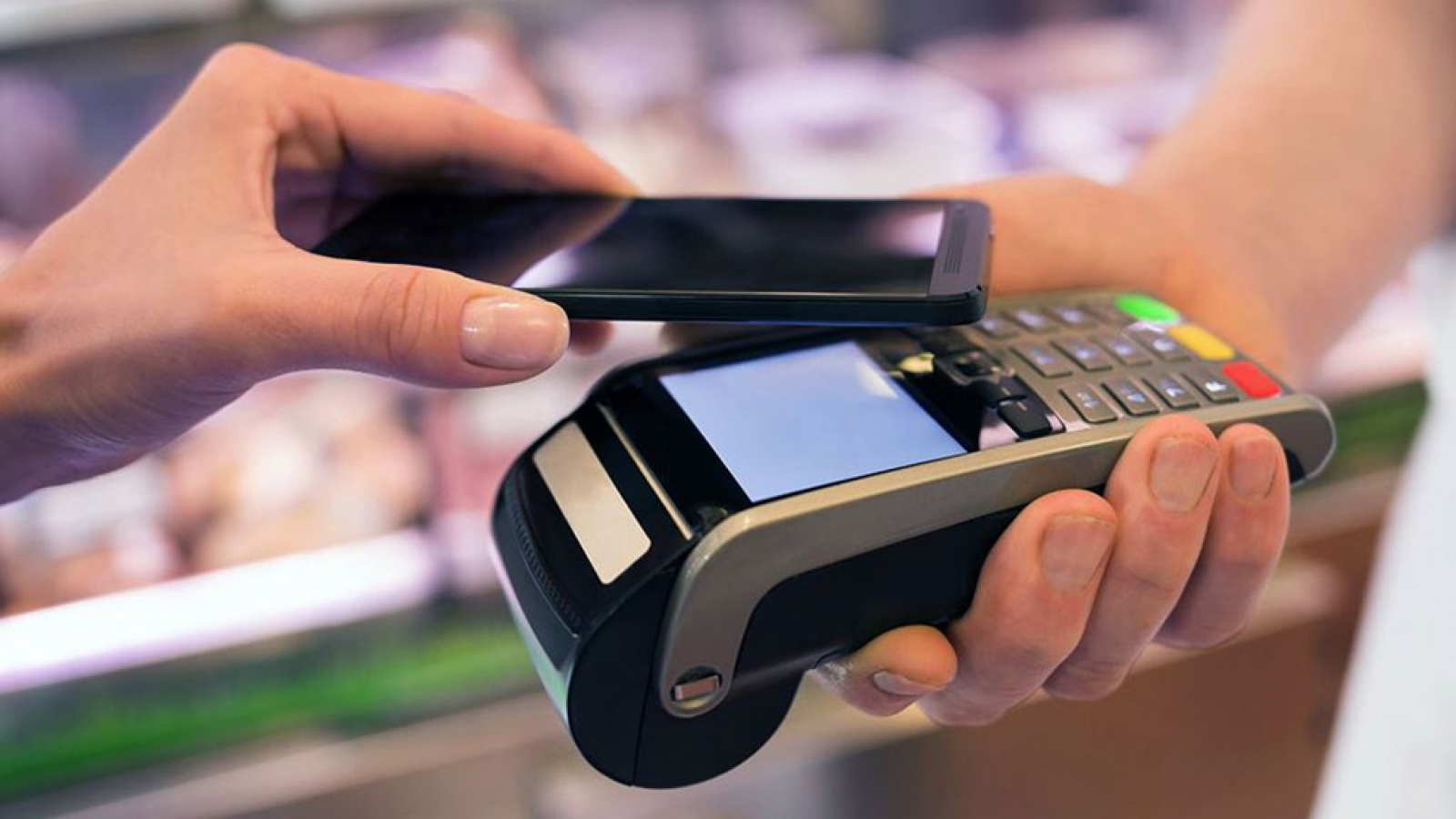 Deputy PM highlights benefits of cashless payments