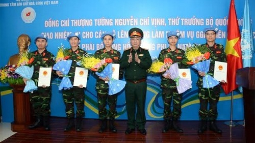 Five more Vietnamese officers to join UN peacekeeping operations