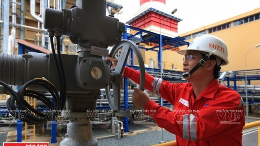 PetroVietnam proposes adding power plants to national grid