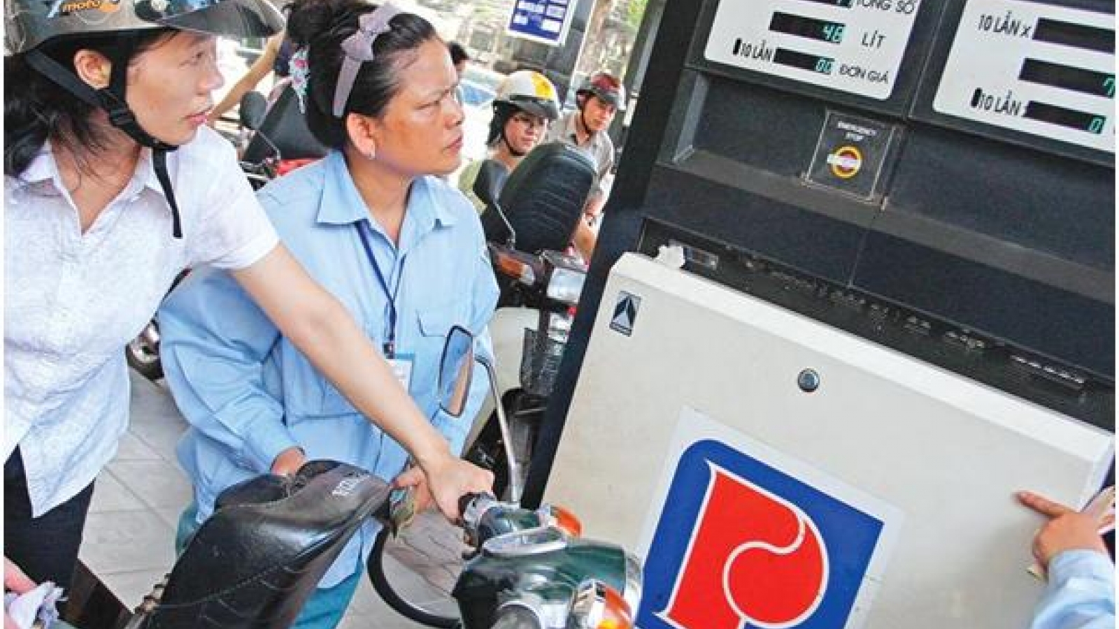 Foreign investors gunning for petroleum retail market